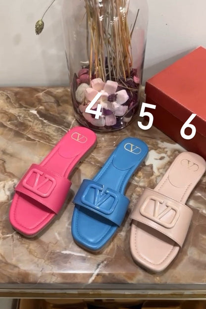 VAL EXCLUSIVE SLIDES