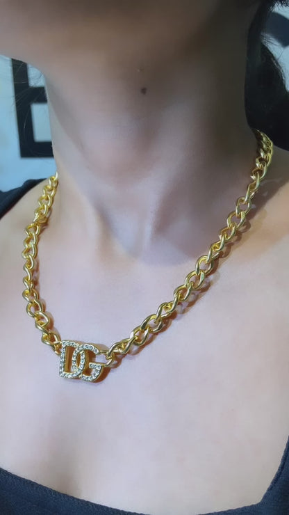 DG NECK CHAIN