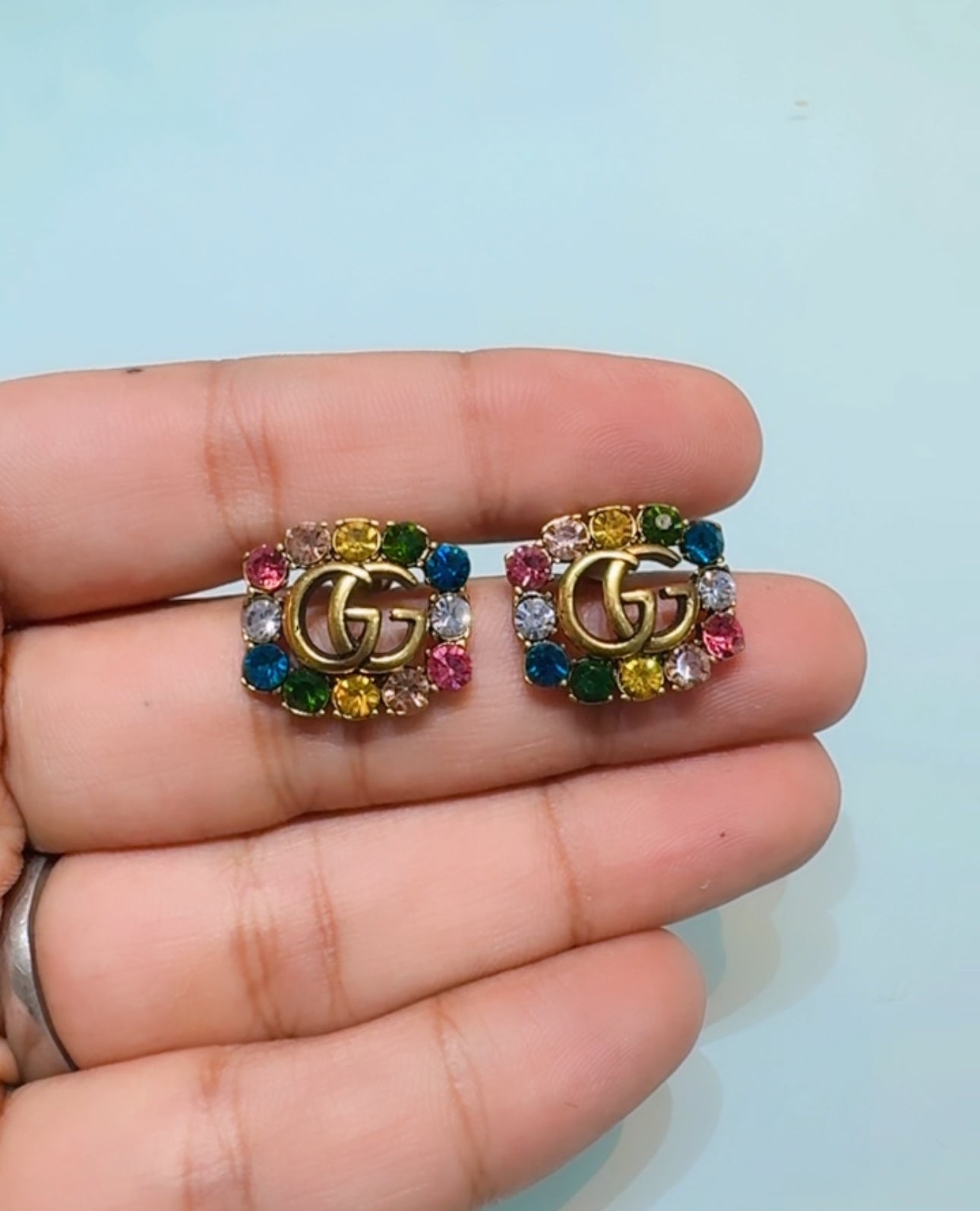 GG MINI MULTI COLOUR STUDS