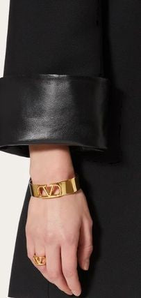 VALEN GOLD CUFF (Fits All sizes)