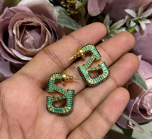 Val GREEN CRYSTAL MINI HOOPS