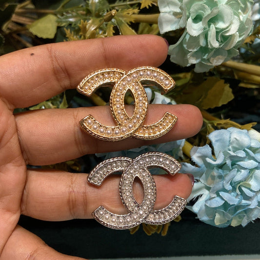 SMALL CC  BROOCH