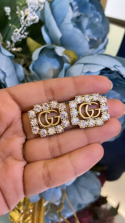 GG CRYSTAL STUDS