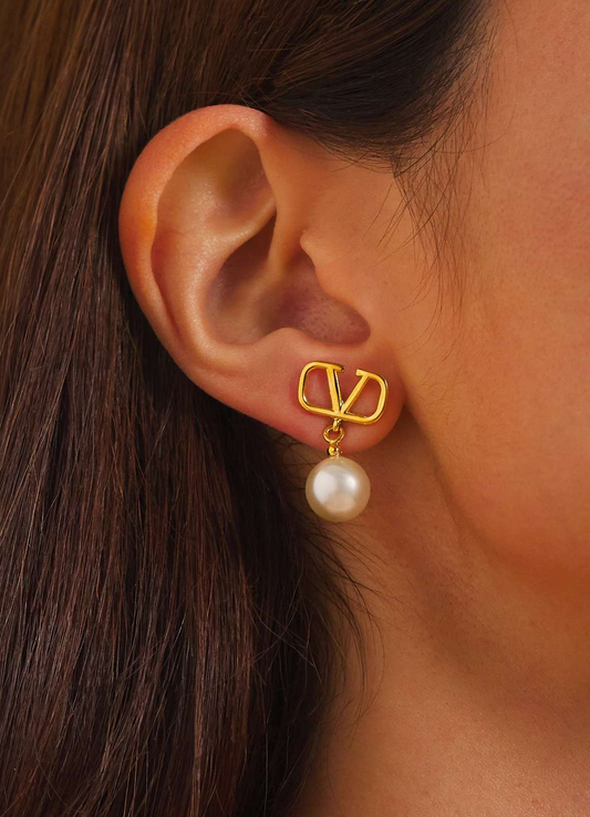 VAL pearl drop earring !!