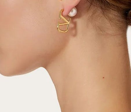 VAL pearl front back earring